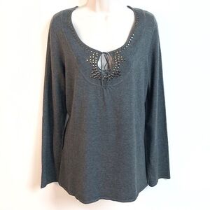 Willi Smith keyhole scoop neck embellished sweater pullover gray long sleeve